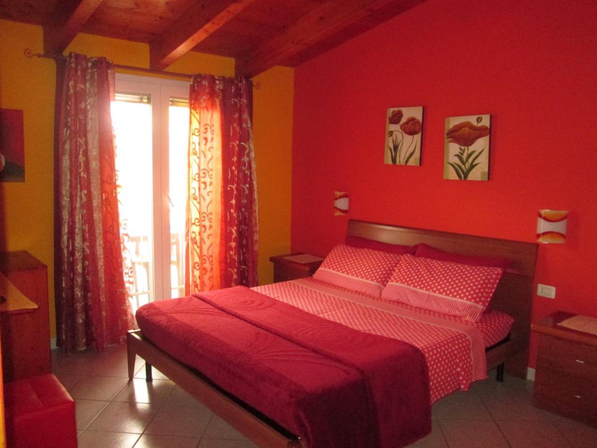 B&B Le Terrazze Isola Di S. Antioco SantʼAntìoco エクステリア 写真