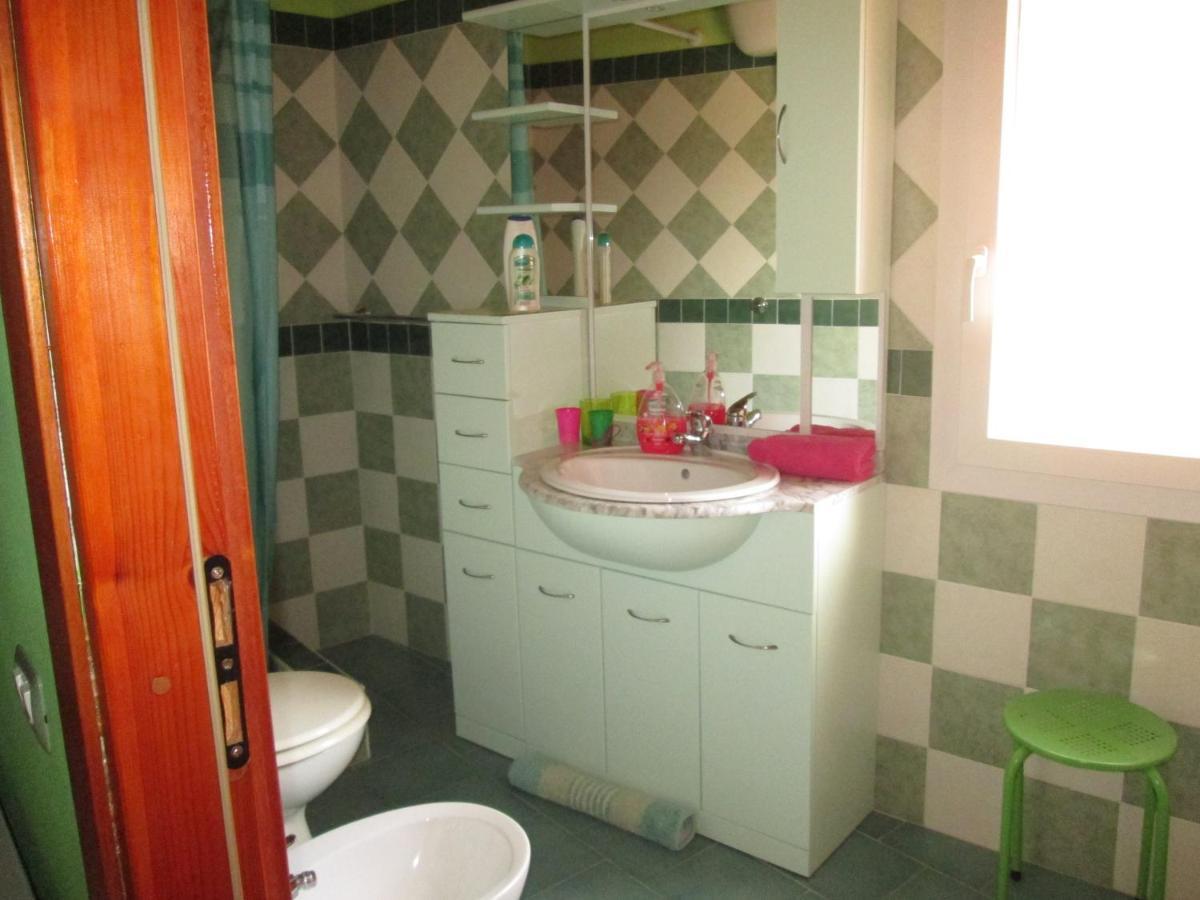B&B Le Terrazze Isola Di S. Antioco SantʼAntìoco エクステリア 写真
